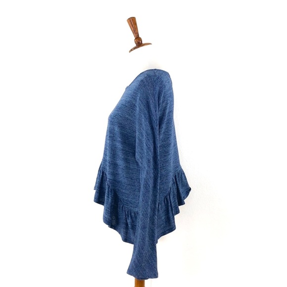 Max N Chester Blue Ruffle Hem Peplum Style Top, Size 6 - Picture 3 of 7